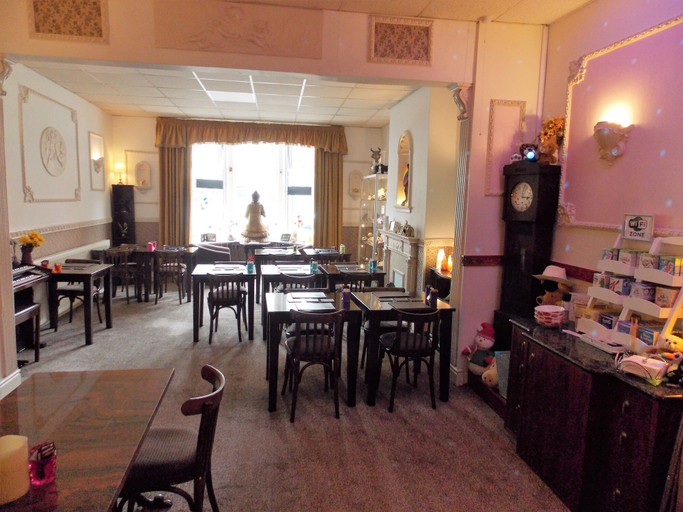 Food & Drinks 5, Topaz Blackpool, Blackpool