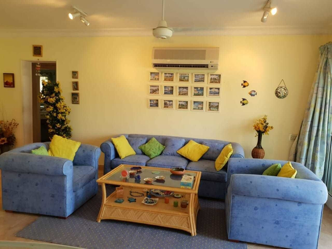 Chalet in Little Venice Golf Resort, 'Ataqah