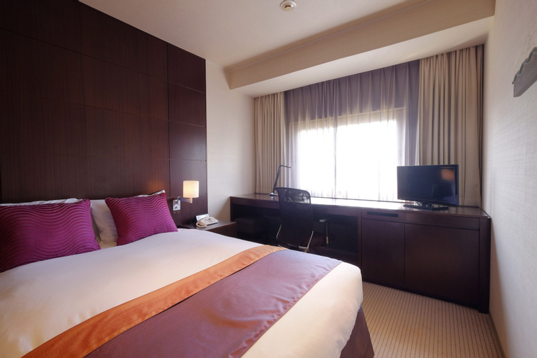 Bedroom 24