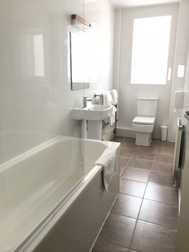 Bathroom 4, Green Gables Hotel, North Yorkshire