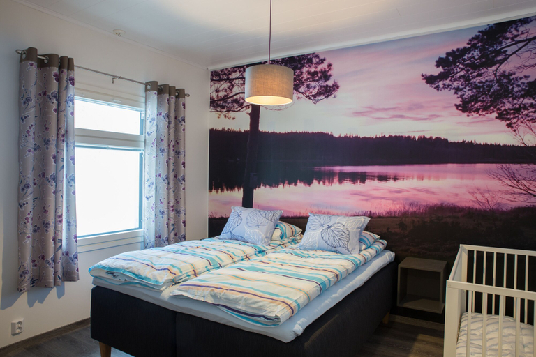 Bedroom 2, Lumikko Villa, Lapland