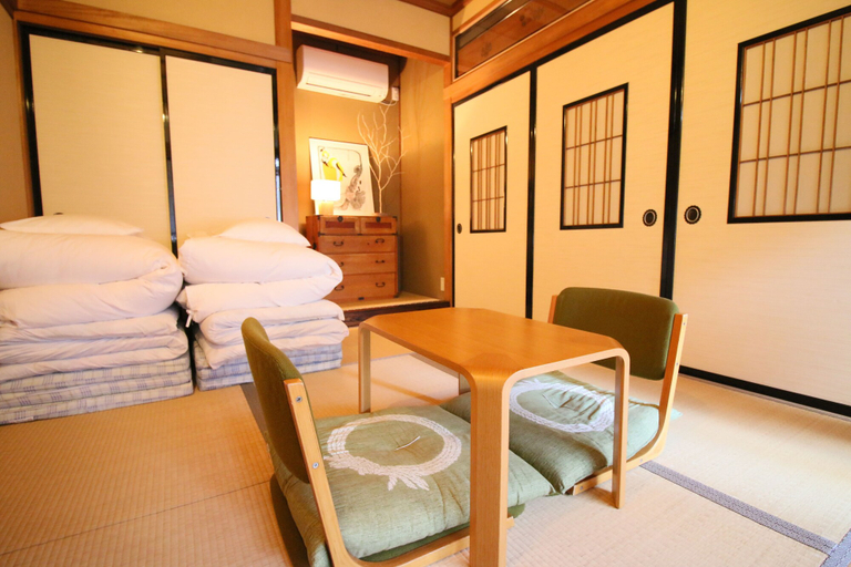 Bedroom 4, Hostel Fish In A River, Takayama