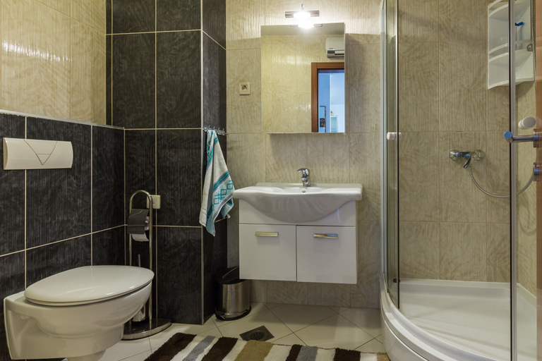 Bathroom 4, Apartment Blue Eye, Dubrovnik