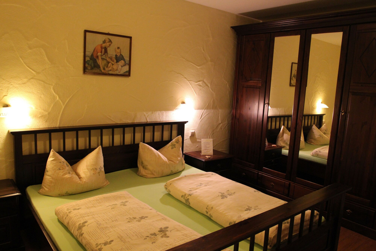 Bedroom 3, Steffi's Hafenstübchen, Spree-Neiße