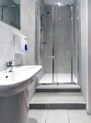 Bathroom 4, Keystone House, London