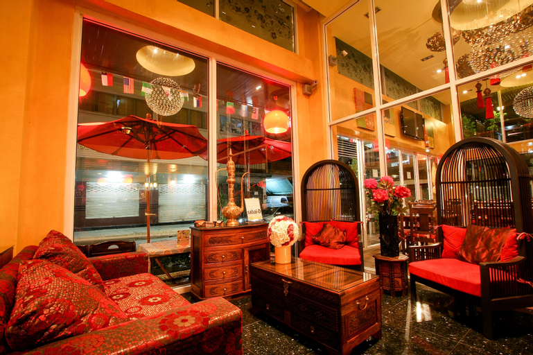 Sabai Sabai @ Sukhumvit Hotel, Wattana