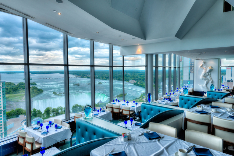 Hilton Hotel & Suites Niagara Falls-Fallsview, Niagara