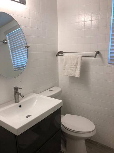 Bathroom 5, Harding Miami Beach Apartments, Miami-Dade