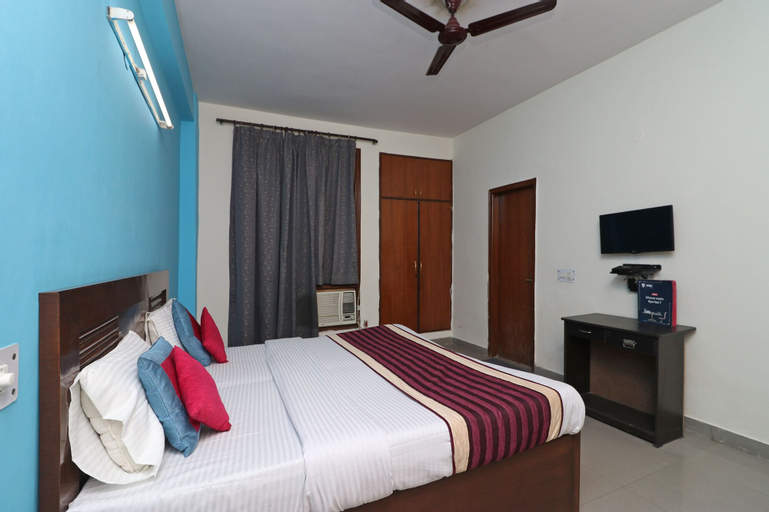 OYO 10662 Hotel Akash Palace, Gautam Buddha Nagar