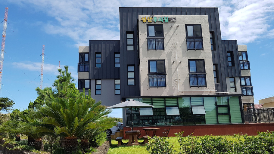 Exterior & Views 2, Sungsan Woori House Pension, Seogwipo