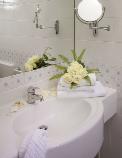 Bathroom 5, Hotel Ascot Riccione, Rimini