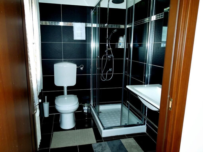 Bathroom, Romantic-trip Di Geliwen, Venezia
