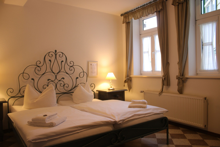 Bedroom 3, Hotel & Restaurant zur Post, Harz