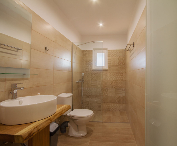 Bathroom 5, Luca Mare, Ionian Islands