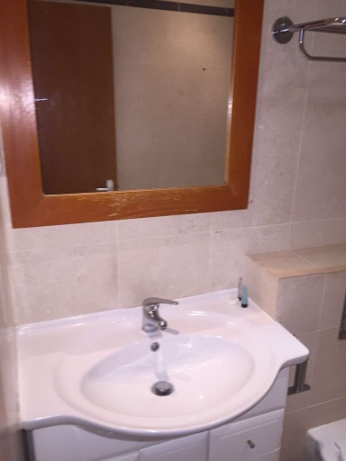 Bathroom 4, The Strand Hotel, Blackpool