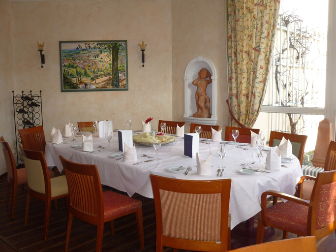 Food & Drinks 5, Alleehotel Europa, Bergstraße