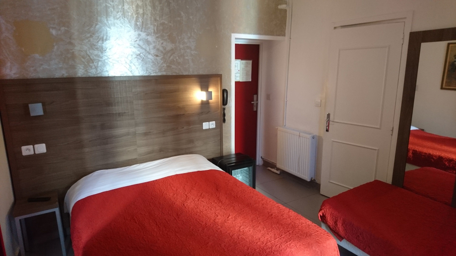 Bedroom 3, Bertha, Paris