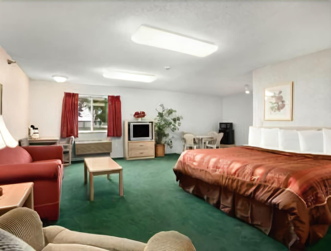 Public Area 2, Howard Johnson by Wyndham West Fargo, Cass