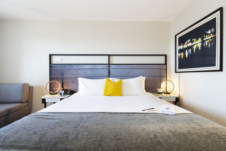 Bedroom 30