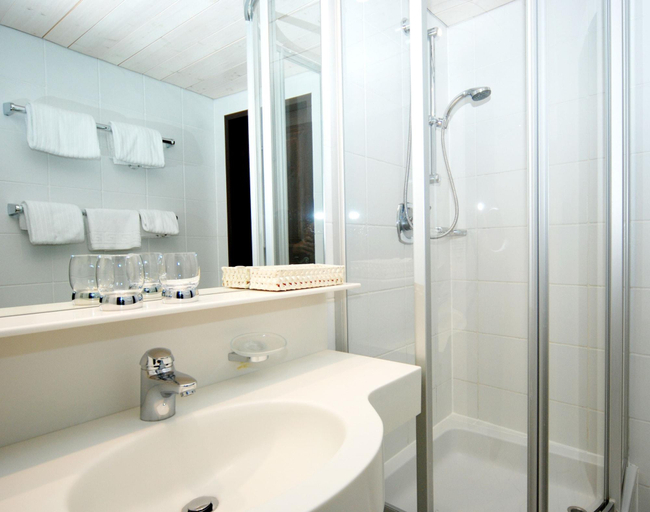 Bathroom 4, Altstadt Hotel Stadtkrug, Salzburg