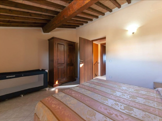 Bedroom 2, Al Castelluccio, Pisa