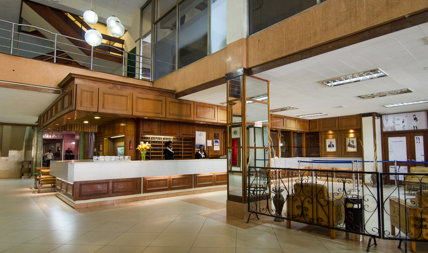 Food & Drinks 5, Mayhouse 680 Hotel, Starehe