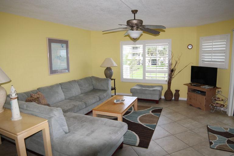 Others 1, Colony Reef 1207, Saint Johns