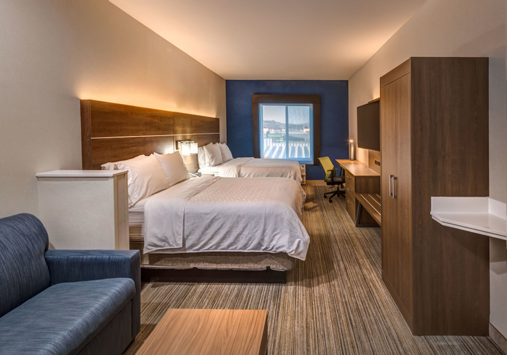 Holiday Inn Express & Suites Reno, Washoe