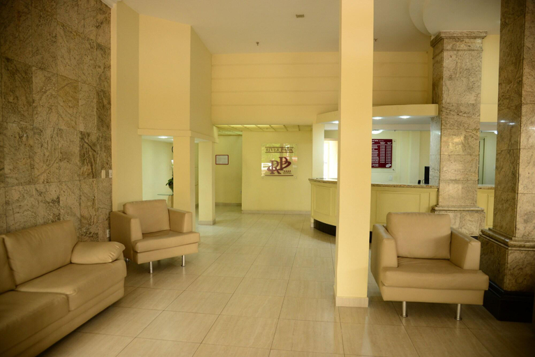 Bathroom 5, River Park, Resende