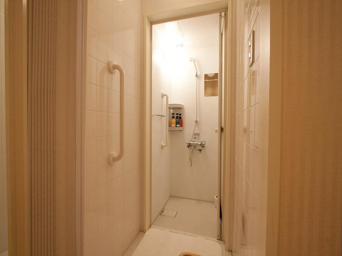 Bathroom 5, HEARTS Capsule Hotel & Spa Nakasu (Male Only), Fukuoka