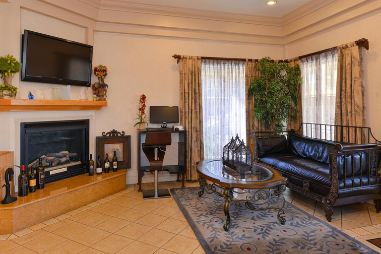 Others 5, Napa Valley Hotel & Suites, Napa