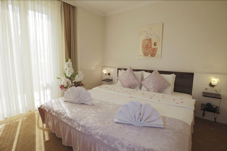 Bedroom 4, Pendik Marine Hotel, Pendik