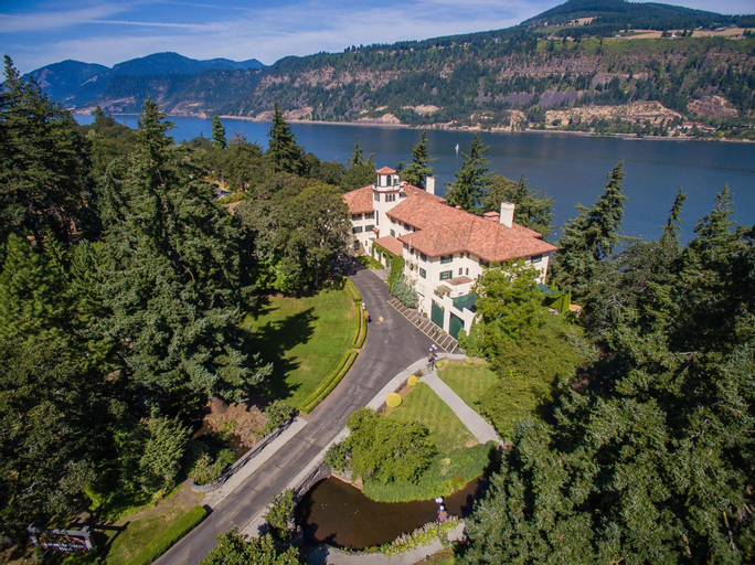 Columbia Gorge Hotel and Spa, Hood River