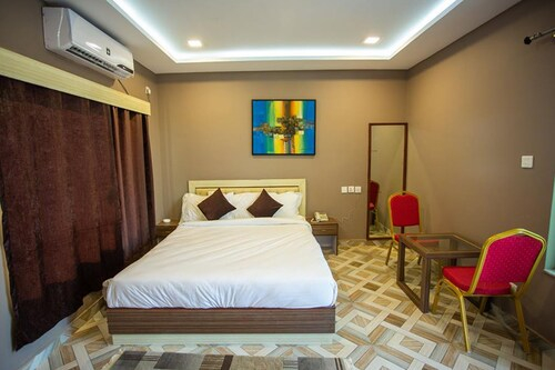 Riverside Green House Resort, Lumbini