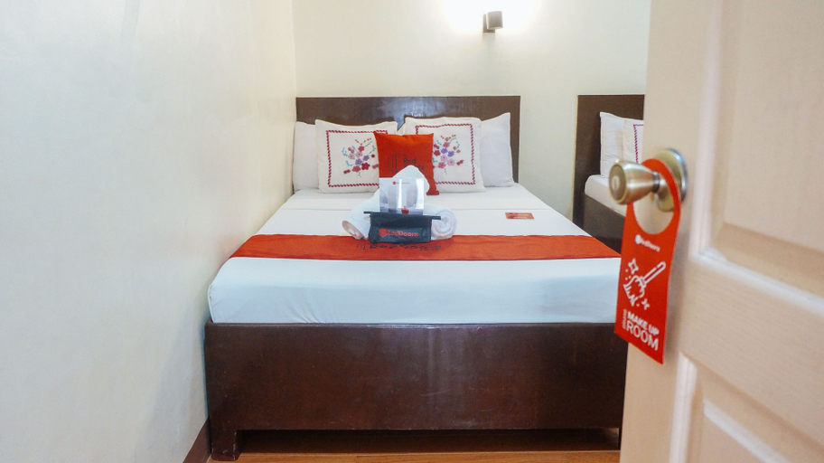 Bedroom 3, RedDoorz near Old Tagbilaran Airport, Tagbilaran City