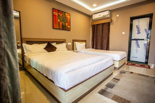 Riverside Green House Resort, Lumbini