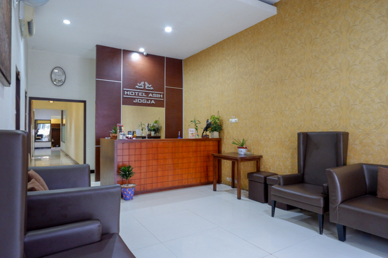 Public Area 3, RedDoorz Plus @ Hotel Asih UNY, Sleman