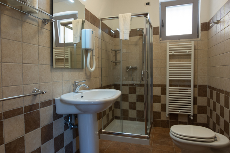 Bathroom 5, Masseria Relais Santa Teresa, Lecce