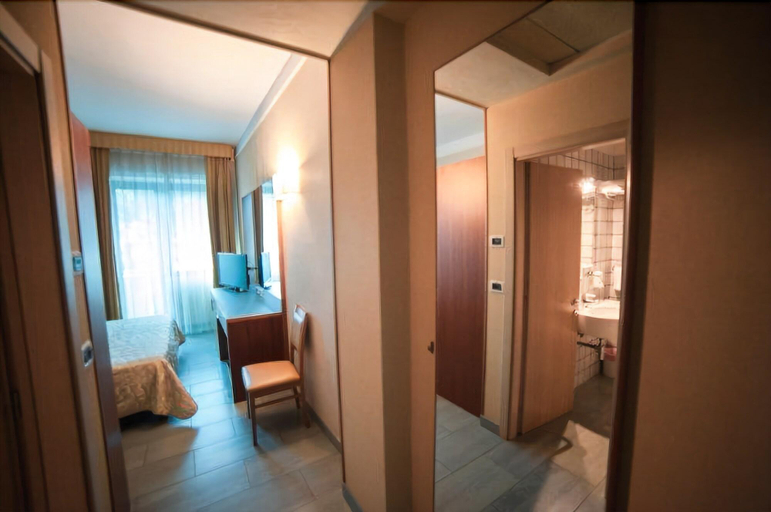 Bedroom 5, Hotel Amico, Pescara