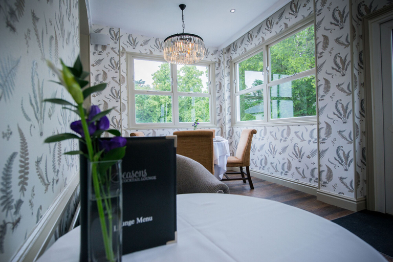 Public Area, Woughton House Hotel, WorldHotels Distinctive, Milton Keynes