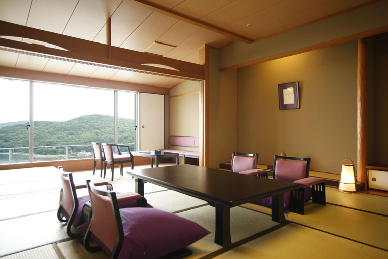 Bedroom 3, Toba Seaside Hotel, Toba