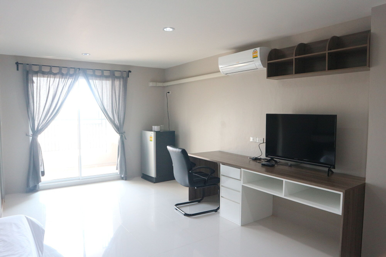 PJ PLACE  Service Apartment, Bang Pakong