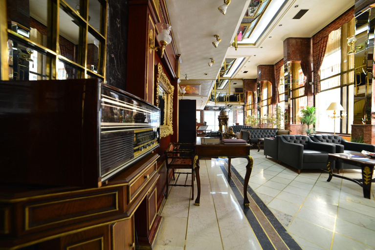 Food & Drinks 5, Royal Carine Hotel, Çankaya