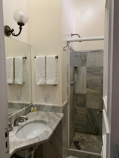 Bathroom 4, VOA Pousada Afrika, Armação dos Búzios
