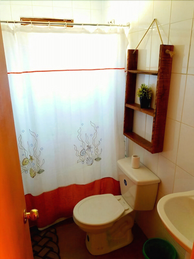 Bathroom 4, Paso del Negro, Valparaíso