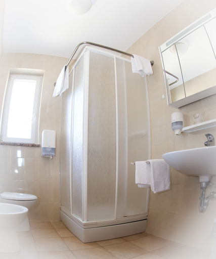 Bathroom, B&B Pansion Vago, Malinska-Dubašnica