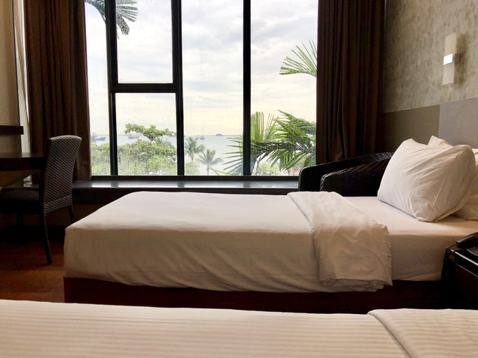 Siloso Beach Resort, Sentosa, Bukit Merah