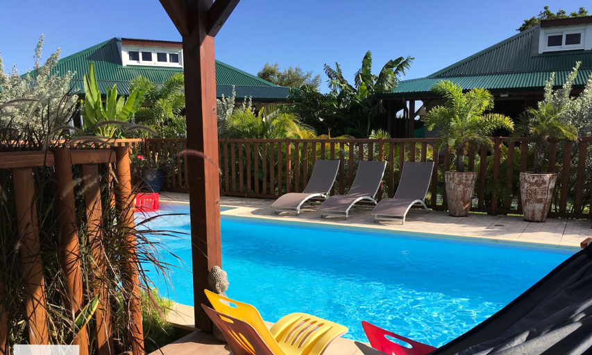 Sport & Beauty 5, Titalee Lodge 3 Villas autour d'une piscine, Saint-François