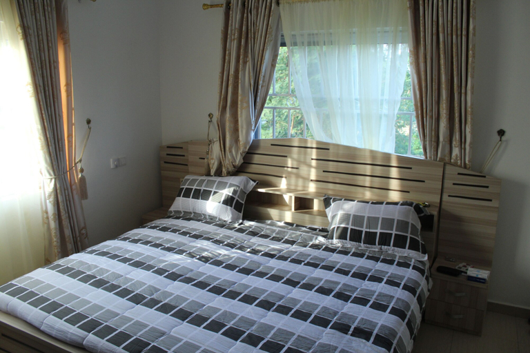Bedroom, Emmanuel Royal Apartments, Accra