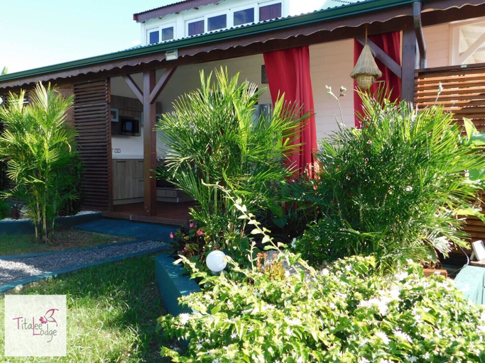 Exterior & Views 2, Titalee Lodge 3 Villas autour d'une piscine, Saint-François